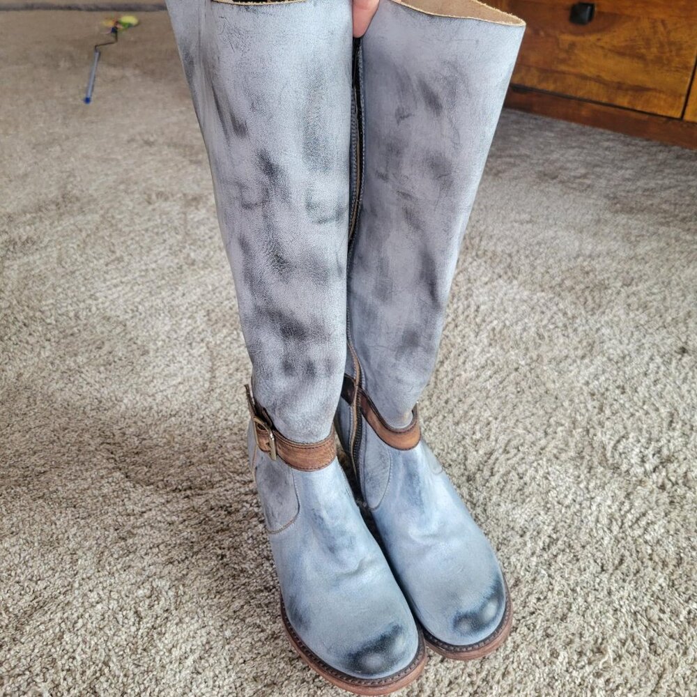 Freebird Holland Size 8 in ice